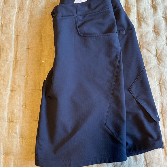 Pearl Izumi Men's Canyon Short - Picture 5 of 6